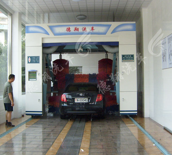 中巴洗車(chē)機(jī)